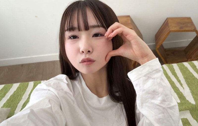 ももなちゃん 無料サンプル画像(1) 【中出しAVコレクション - ナカコレ】